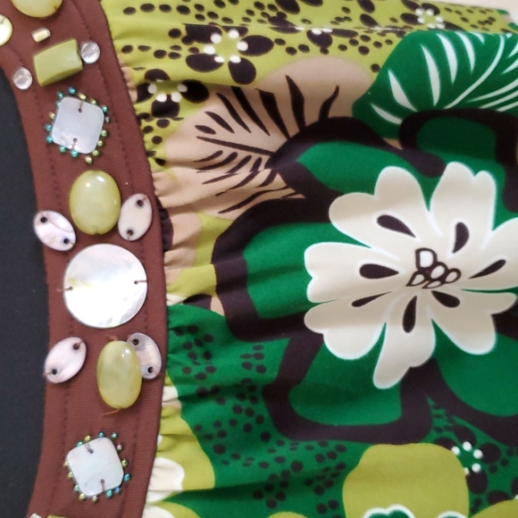 RQT Women's Top - Picture 2 of 4